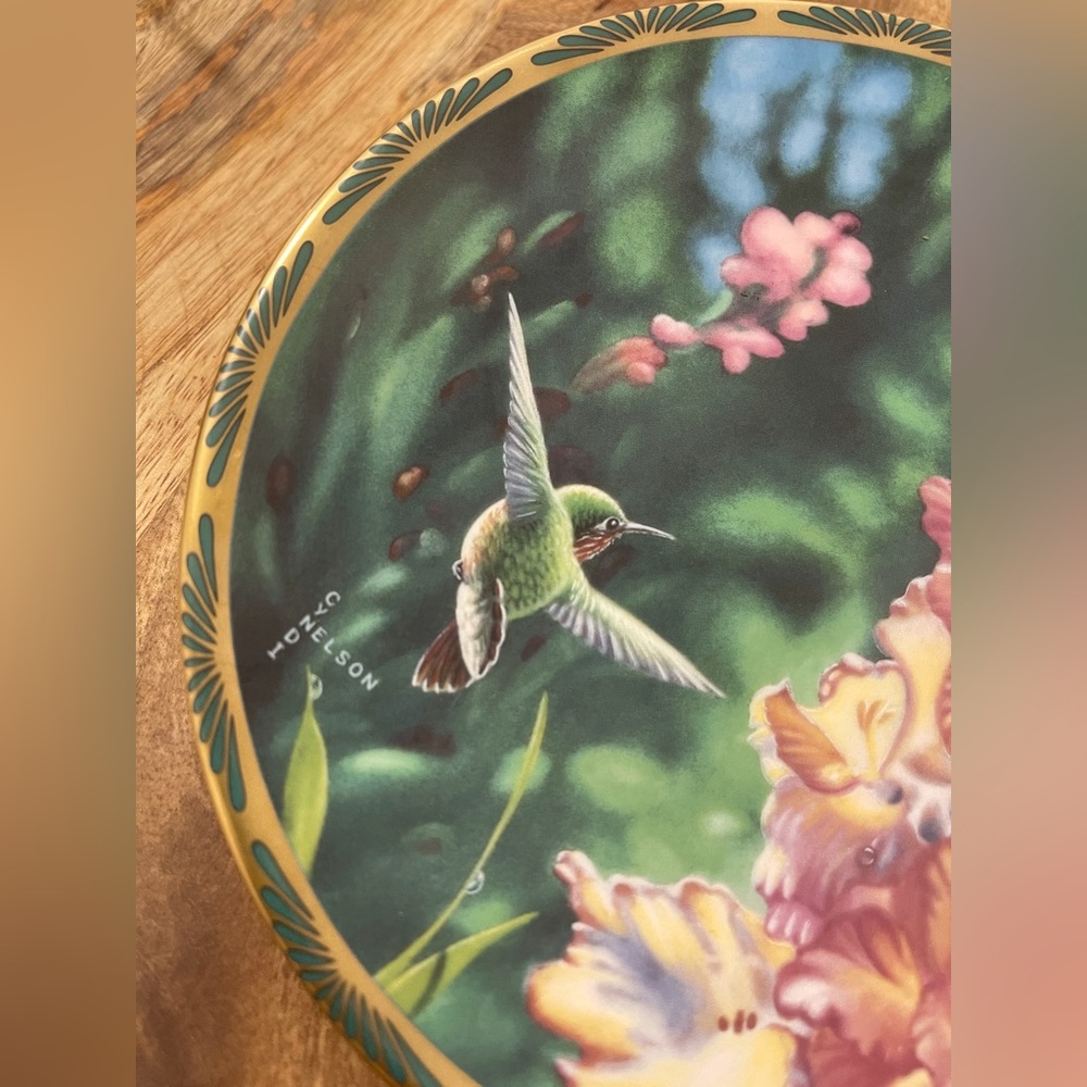 Pickard Caliope hummingbird collectible plate
